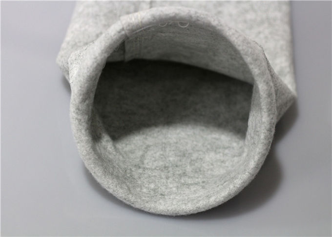 Presse de fibre synthétique de sachet filtre de feutre de polyester d'aiguille de rendement élevé polie