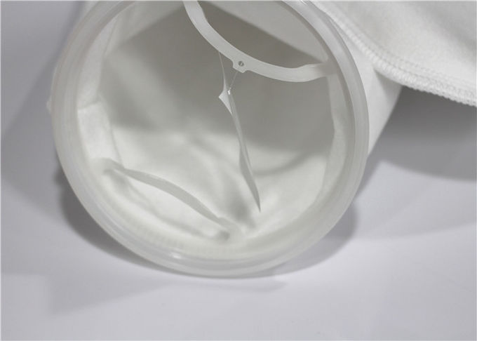 L'huile le sachet filtre de 200 microns, filtre industriel cogne la couleur blanche matérielle de polyester