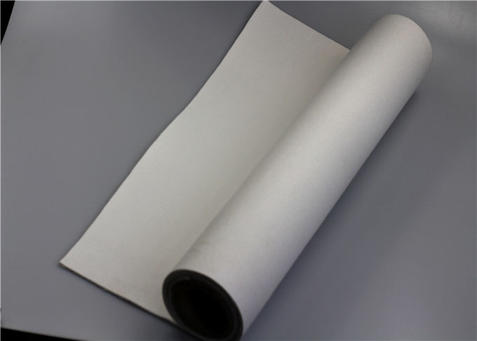 Texture douce de polyester de filtre d'excellente de larme finition impeccable matérielle blanche de résistance